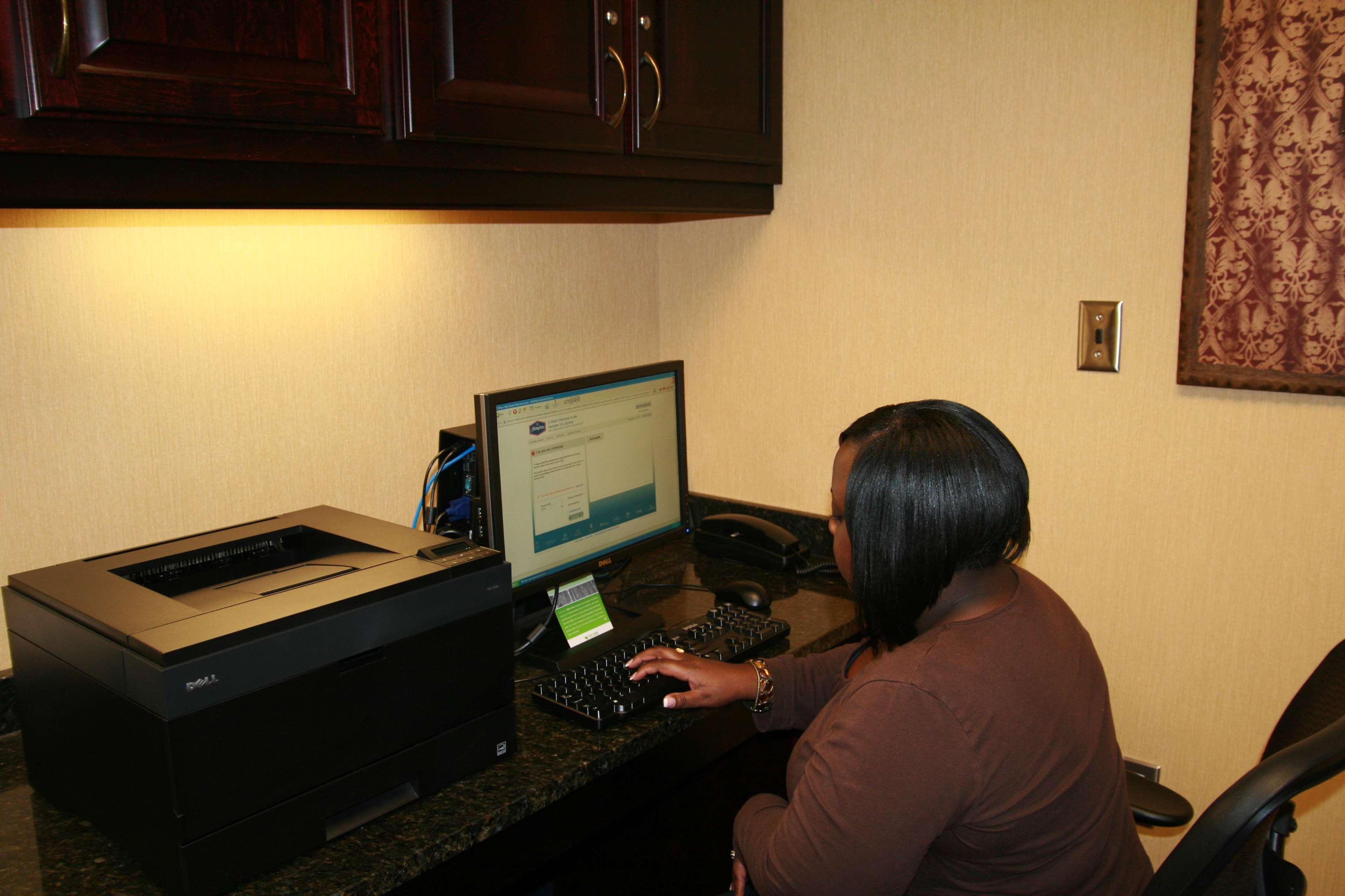 Hampton Inn Jackson-College Avenue Einrichtungen foto