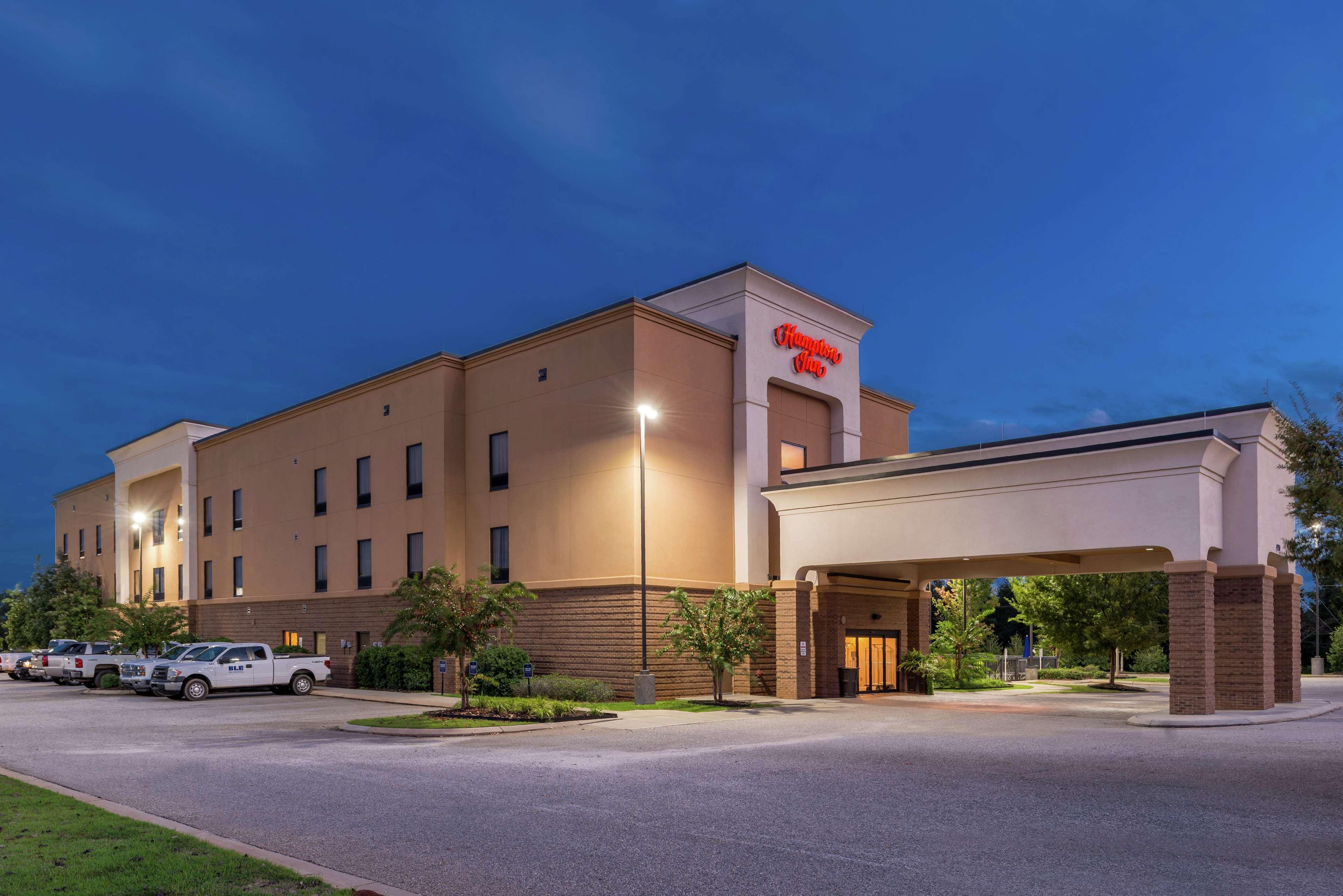 Hampton Inn Jackson-College Avenue Exterior foto