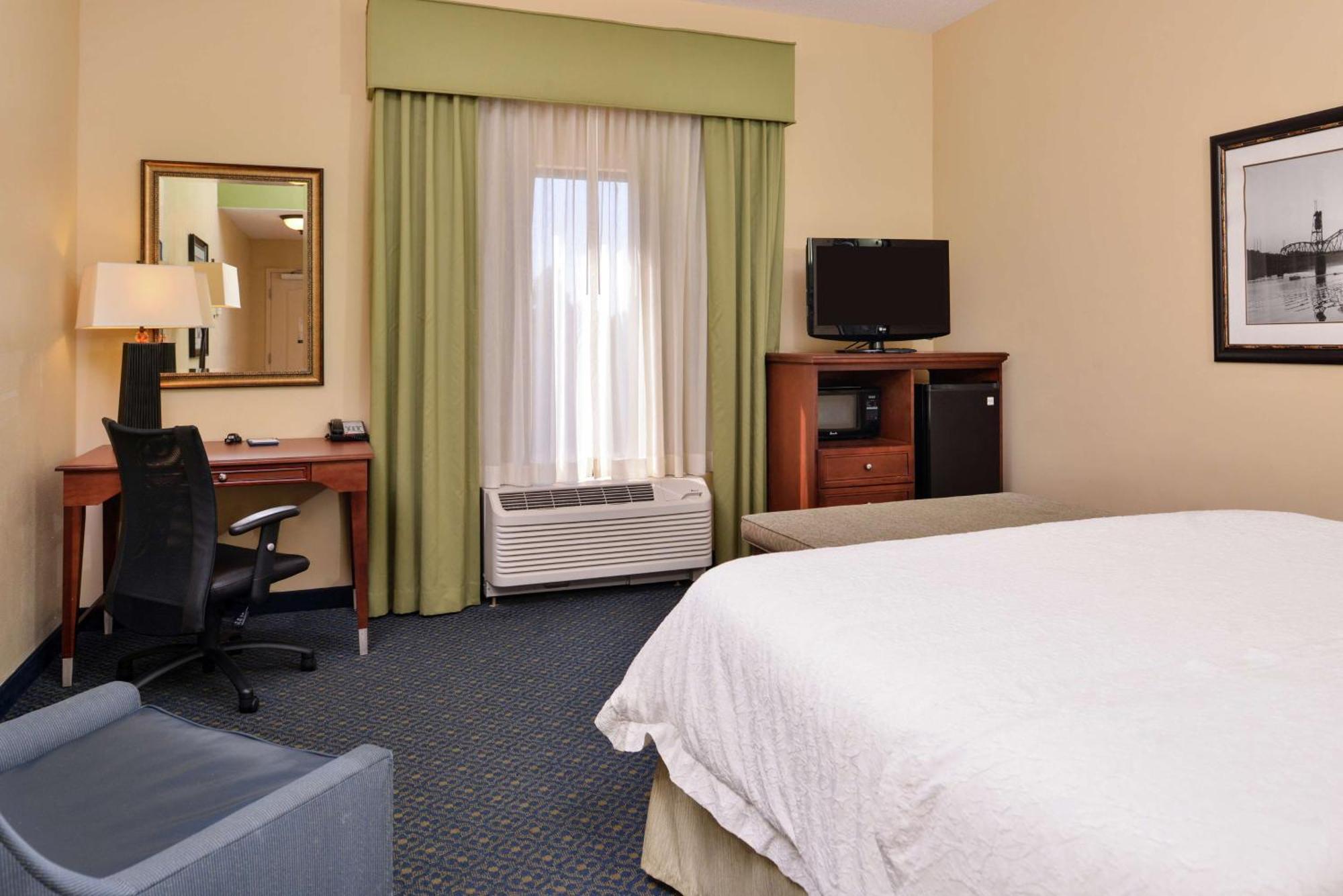 Hampton Inn Jackson-College Avenue Exterior foto